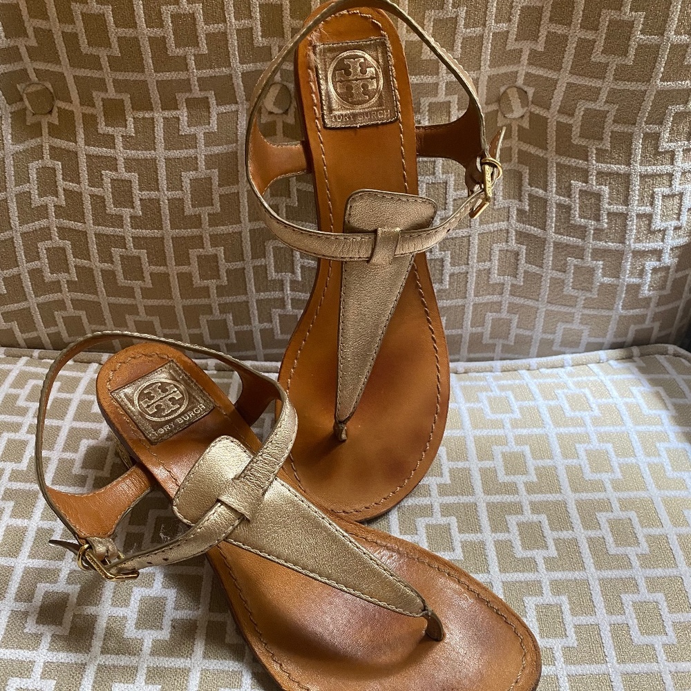 Tory Burch Gold thong sandals with brass block hee